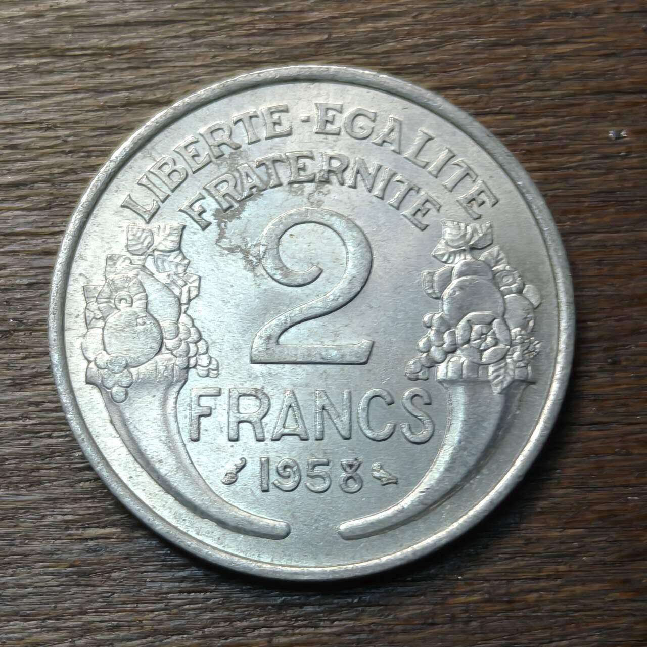 【铜匠收藏】★第134场★散币场，无佣金，30包邮。不满30元，支付5元运费。《接受代拍 代送NGC评级》 法国 1958年 2法郎