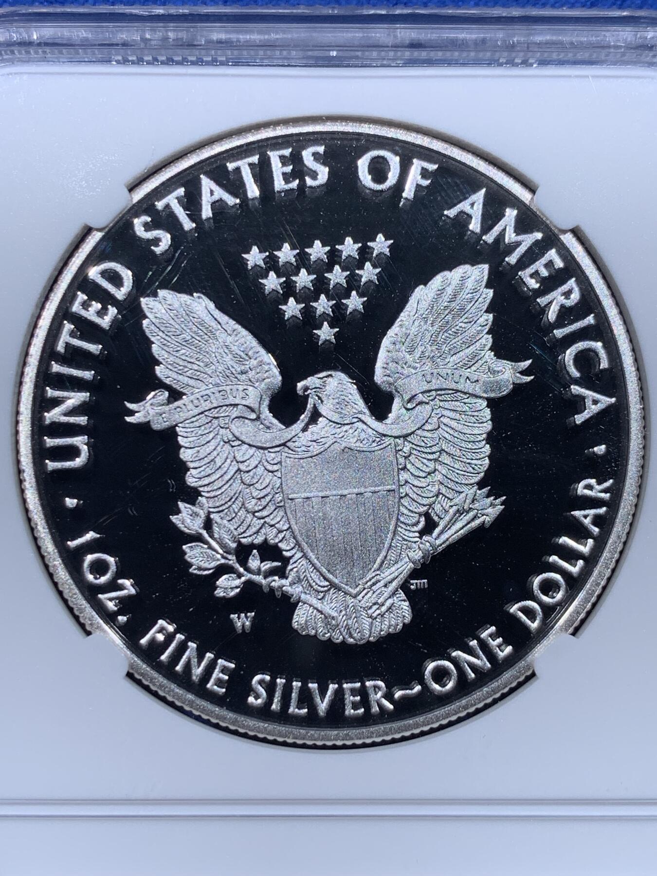 《竞宝斋》第444场 周日，周一，2场连拍 （全场包邮） NGC PF69UC 美国2017年W厂行走女神1盎司大银币