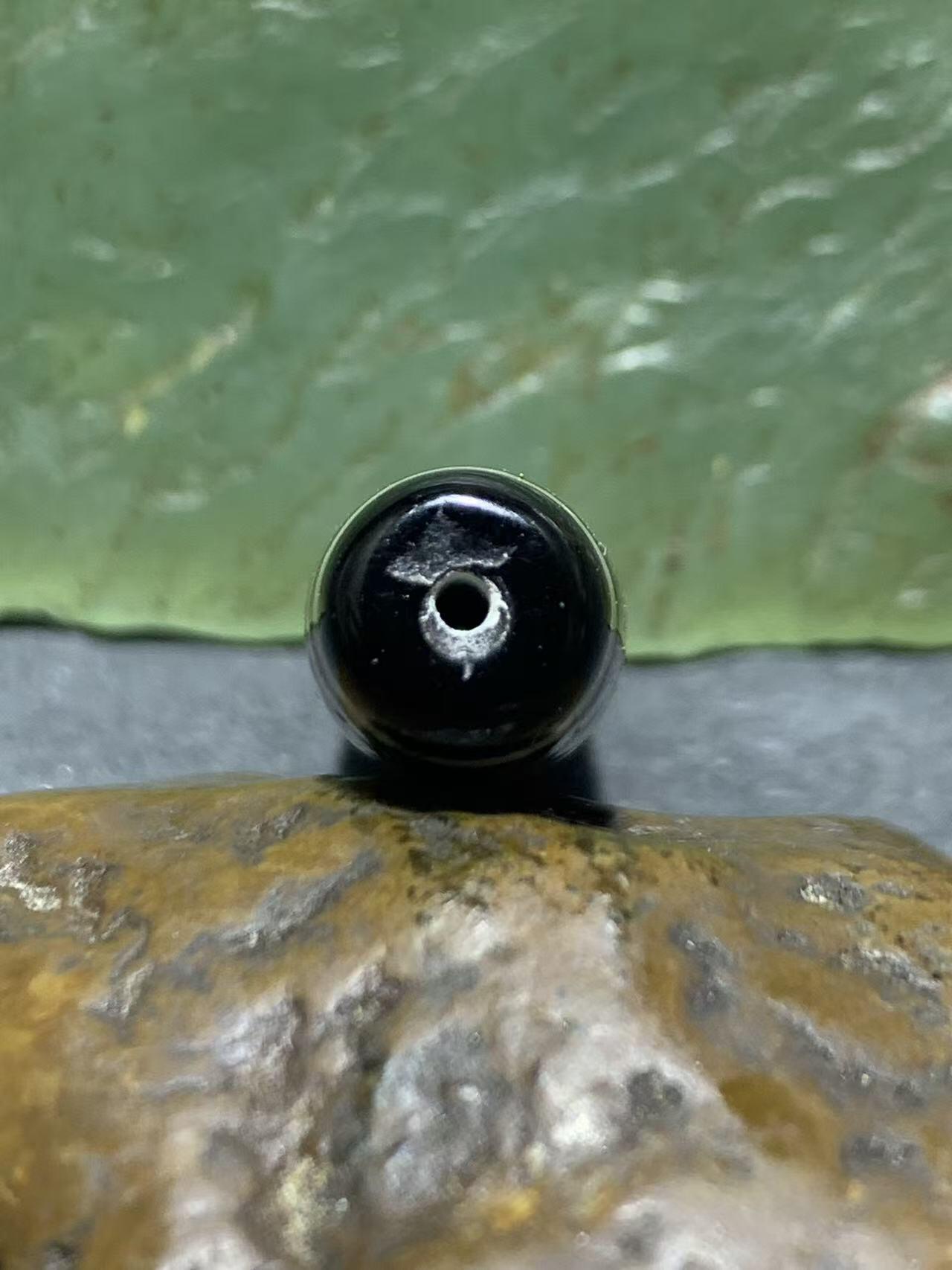 仅此一颗，精品藏传三眼天珠一颗，