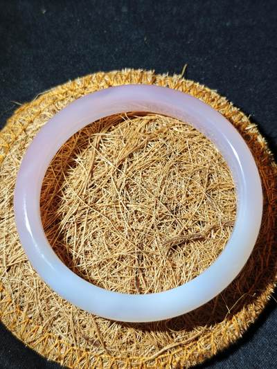 91期回流戒指饰品杂件纪念章丝路钱币专场 - 天然玛瑙手镯