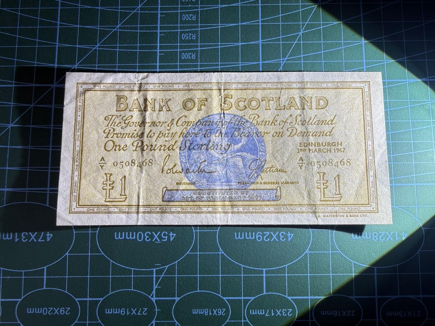 【炜奕收藏】，第五十二期 1967年苏格兰银行1镑，品相如图