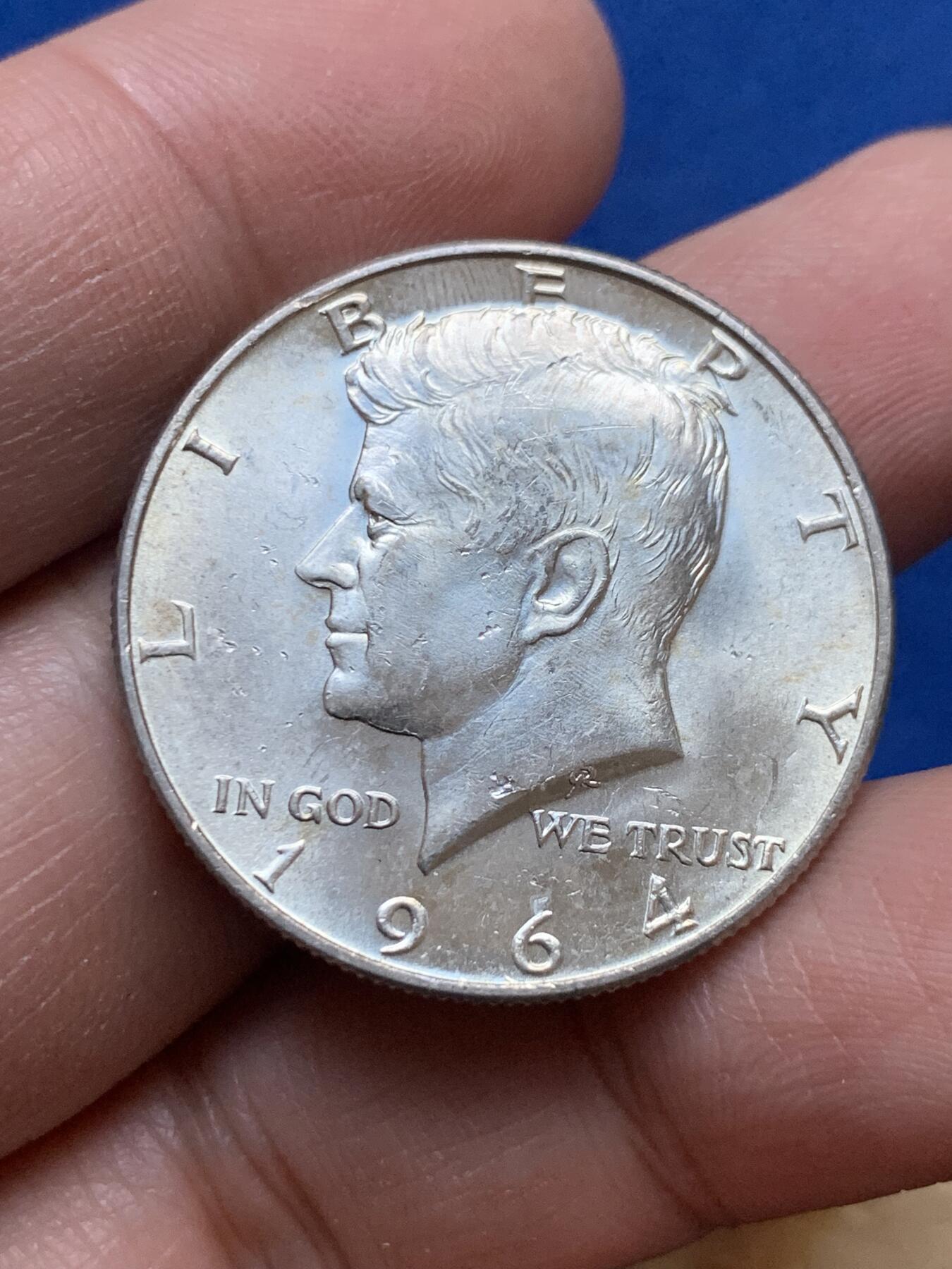 《竞宝斋》第444场 周日，周一，2场连拍 （全场包邮） 美国1964年半美元银币，12.5克，900银，银光闪闪