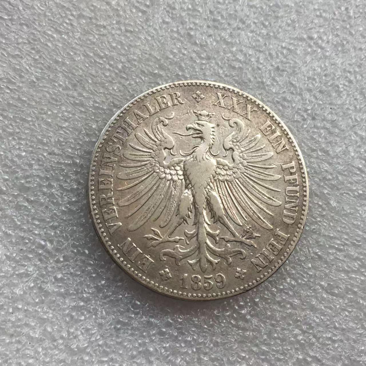 世界钱币专场拍卖 每周二开拍 1859年德国法兰克福少女1泰勒流通银币