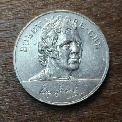 【铜匠收藏】★第134场★散币场，无佣金，30包邮。不满30元，支付5元运费。《接受代拍 代送NGC评级》 - 墨西哥世界杯英格兰队埃索纪念币 博比·摩尔