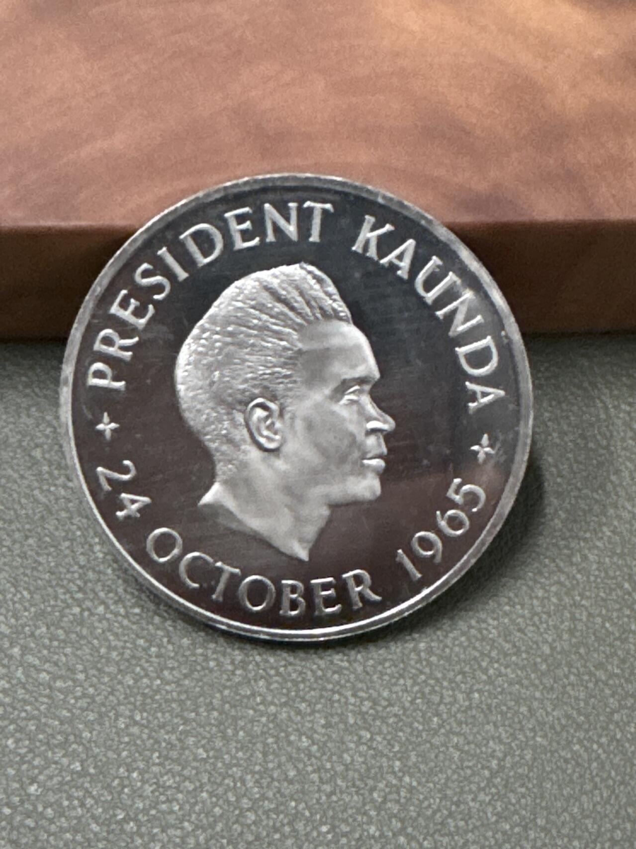 ❤️【币观天下】❤️ 第333期钱币拍卖- 2025.12.5周五晚上6点半场-长期征集拍品 赞比亚1965年精制币