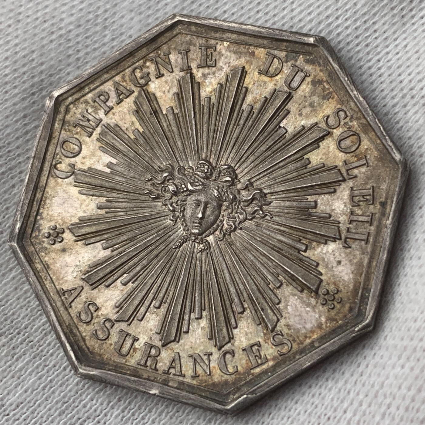 掌中浮雕-藏着的欧洲第044场