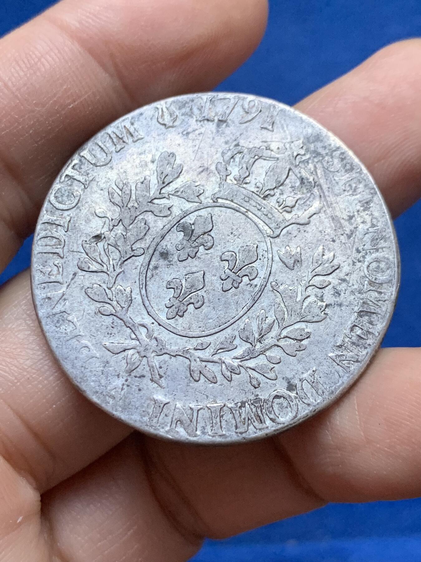 《竞宝斋》第444场 周日，周一，2场连拍 （全场包邮） 法国1791年路易十六1埃居大银币 细节见图