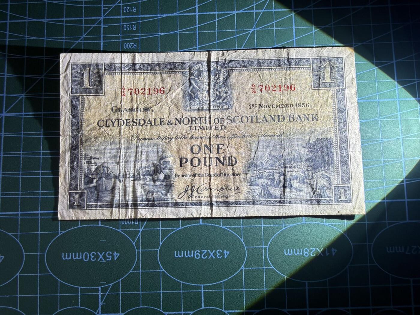 【炜奕收藏】，第五十二期 1956年苏格兰3家联合银行1镑，品相如图