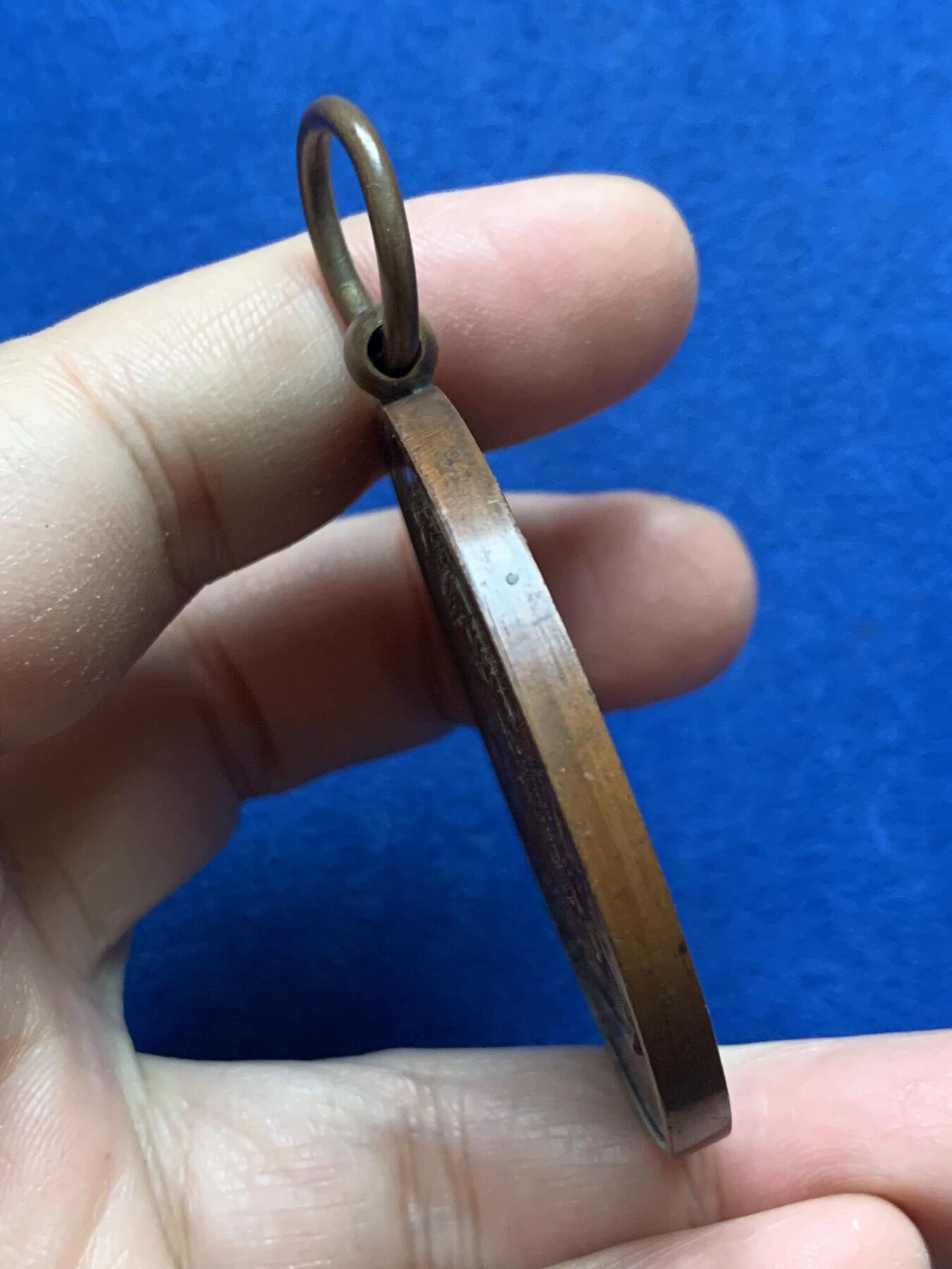 《竞宝斋》第444场 周日，周一，2场连拍 （全场包邮） 法国里昂教育铜质奖章 直径50.2mm，重量62.8g，早期老章，无边铭。