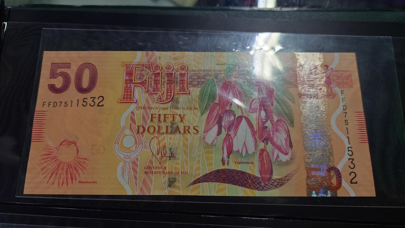 世界钱币～微拍第218期暨2025年第58期  老库存低价起拍 2013年斐济50 全新绝品无4尾号532