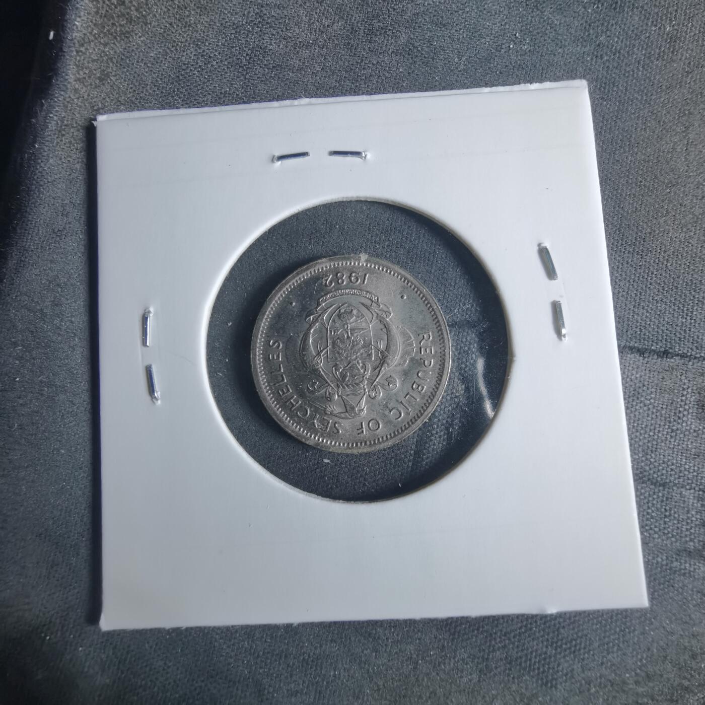 沼泽如烟--第919场 塞舌尔1982年25分