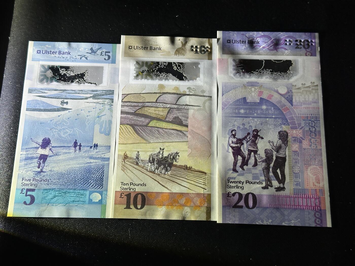 《外钞收藏家》第五百九十期（欧洲强钞、港币、硬通货及丰富裸币大拍场）（本平台长期征集拍品、欢迎藏友们联系合作） 北爱尔兰 阿尔斯特银行5（AA）、10、20镑 3张一起 全新UNC 全部是靓号尾6