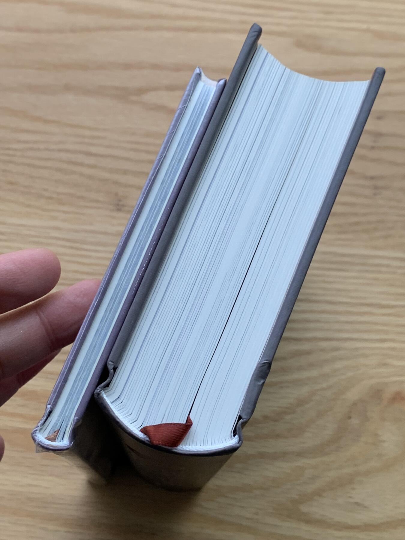 《竞宝斋》第444场 周日，周一，2场连拍 （全场包邮） 巴伐利亚王国银币-历史泰勒目录 本书厚达630页 附带一本旅行日记（塑封 未拆封）两本总重1.25公斤