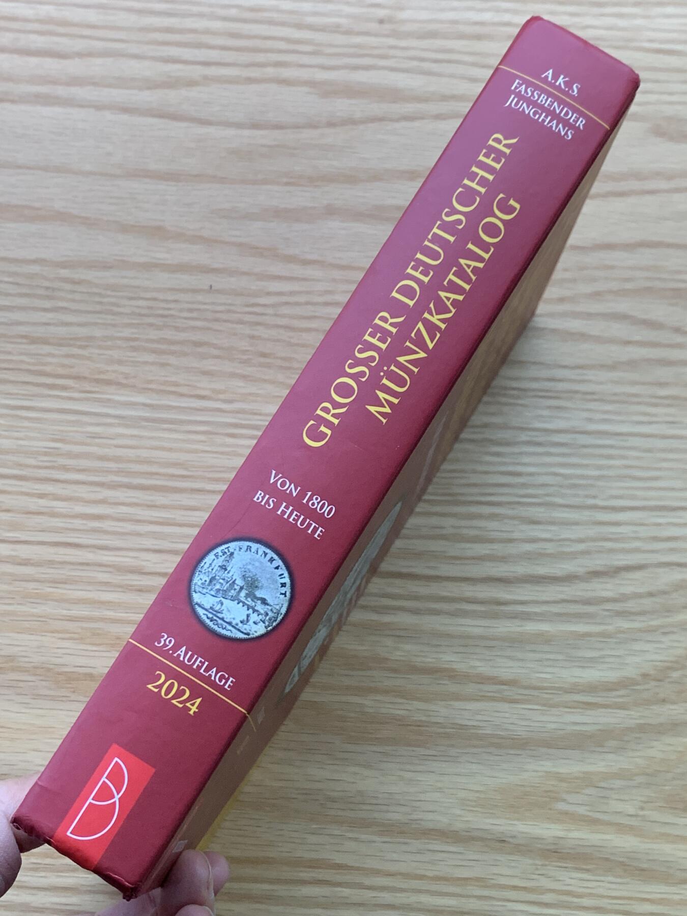 《竞宝斋》第444场 周日，周一，2场连拍 （全场包邮） 德国2024巴滕目录 精装本 从1800年至今 重约1.55公斤 共728页