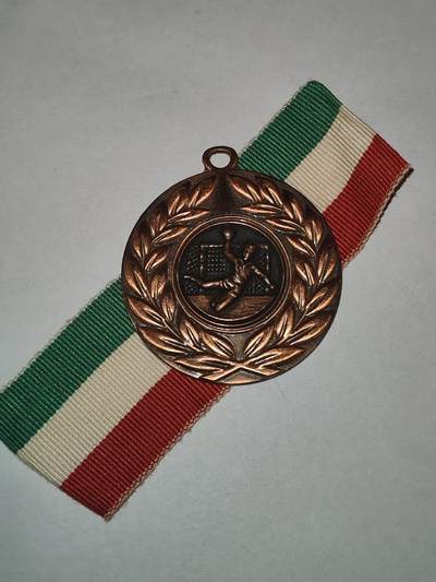 韵星假日拍卖第三十一期 -- Rimey Holidays Auction 31 - 匈牙利共和国最佳足球青年奖项 Regio Donto原主 Adidas赞助+制作（就是那个运动品牌Adidas）