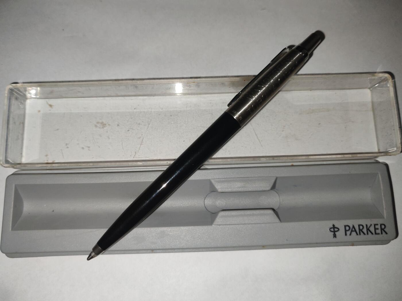 韵星假日拍卖第三十一期 -- Rimey Holidays Auction 31 派克Parker第一版logo宝珠笔带原盒 品相完好可换芯正常使用