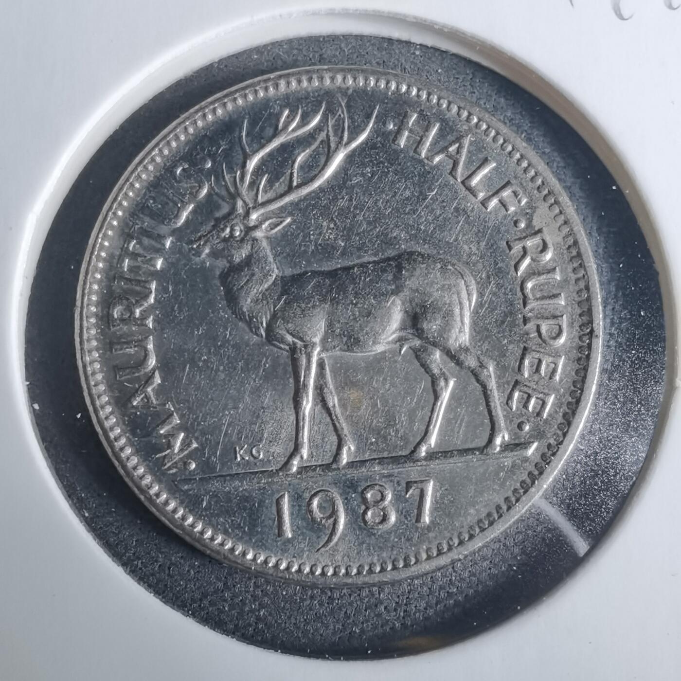 沼泽如烟--第919场 毛里求斯1987年半卢比