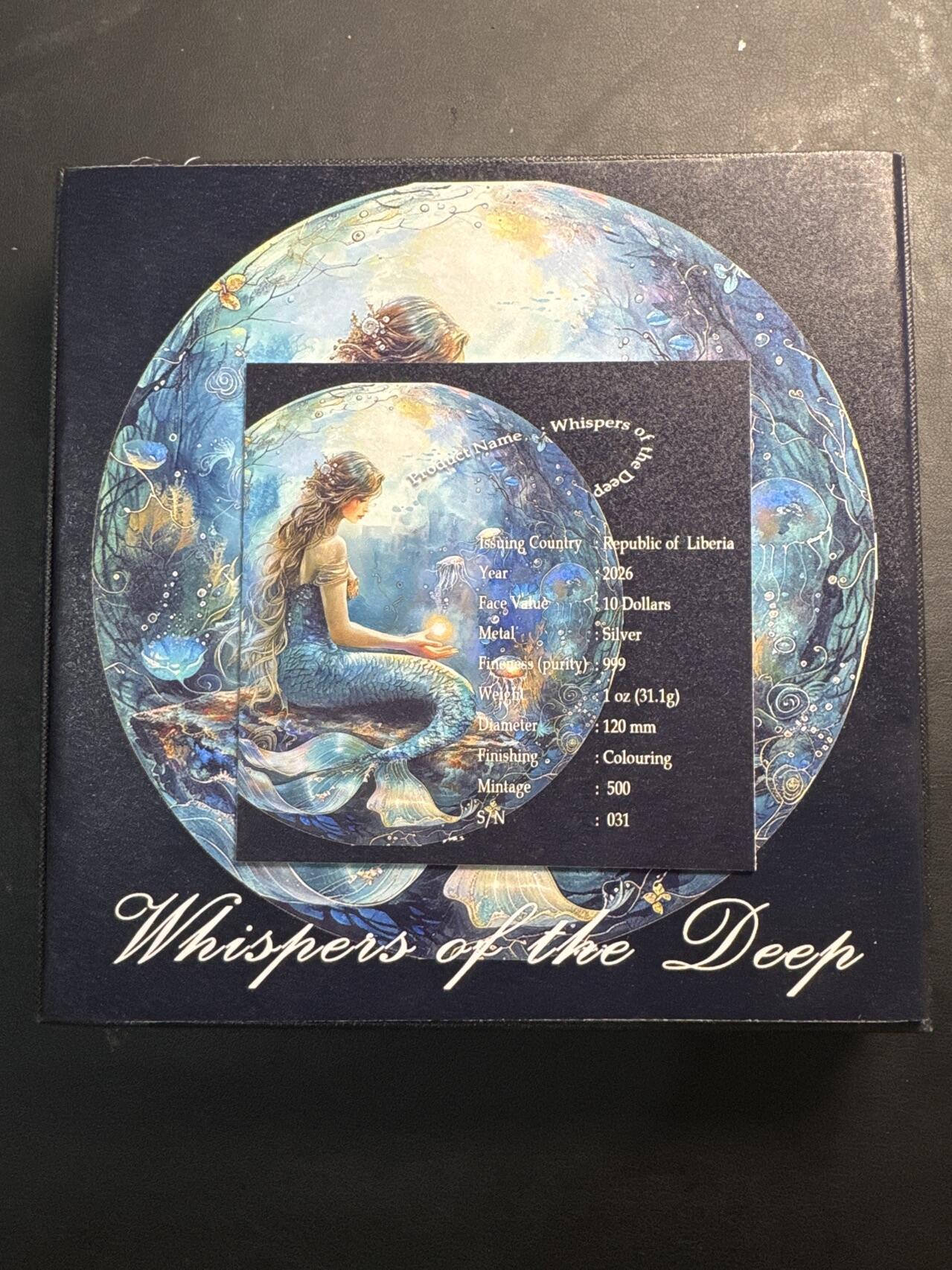 ❤️【币观天下】❤️ 第333期钱币拍卖- 2025.12.5周五晚上6点半场-长期征集拍品 利比里亚2026年海底世界美人鱼1盎司120毫米超薄工艺大尺寸彩色幻彩银币