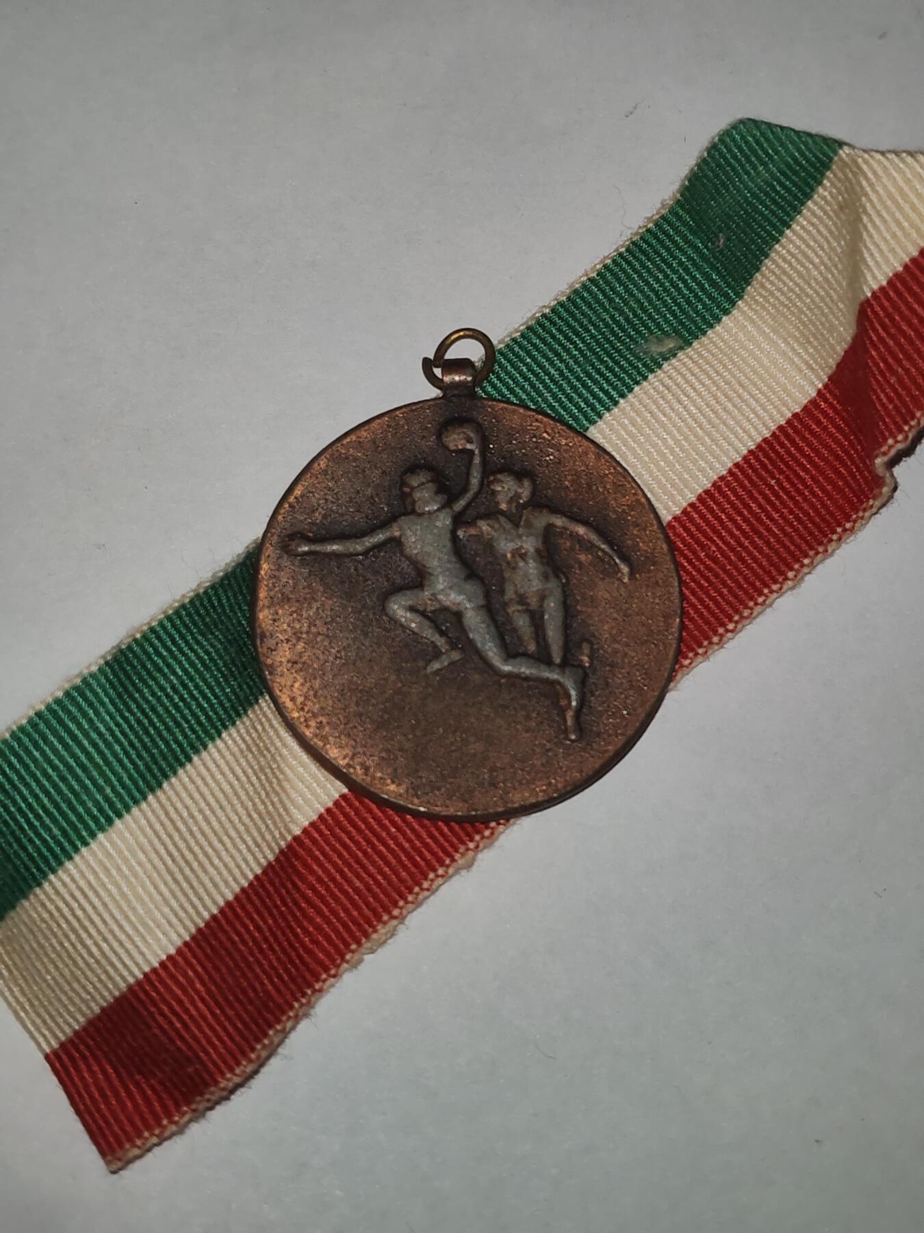 韵星假日拍卖第三十一期 -- Rimey Holidays Auction 31 匈牙利人民共和国1977军运会铜牌奖章实发带刻名