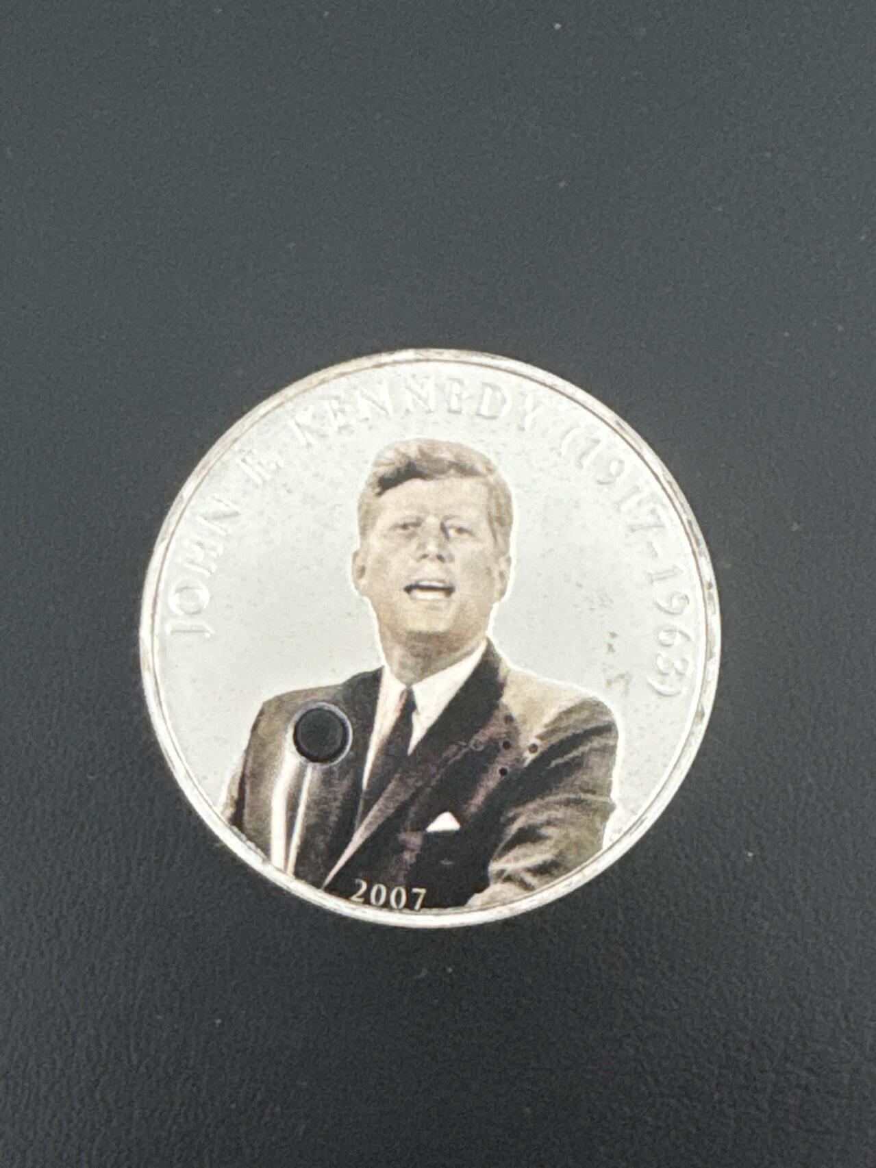 ❤️【币观天下】❤️ 第333期钱币拍卖- 2025.12.5周五晚上6点半场-长期征集拍品 蒙古国2007年里根总统讲话银币（没电了盒证齐全）