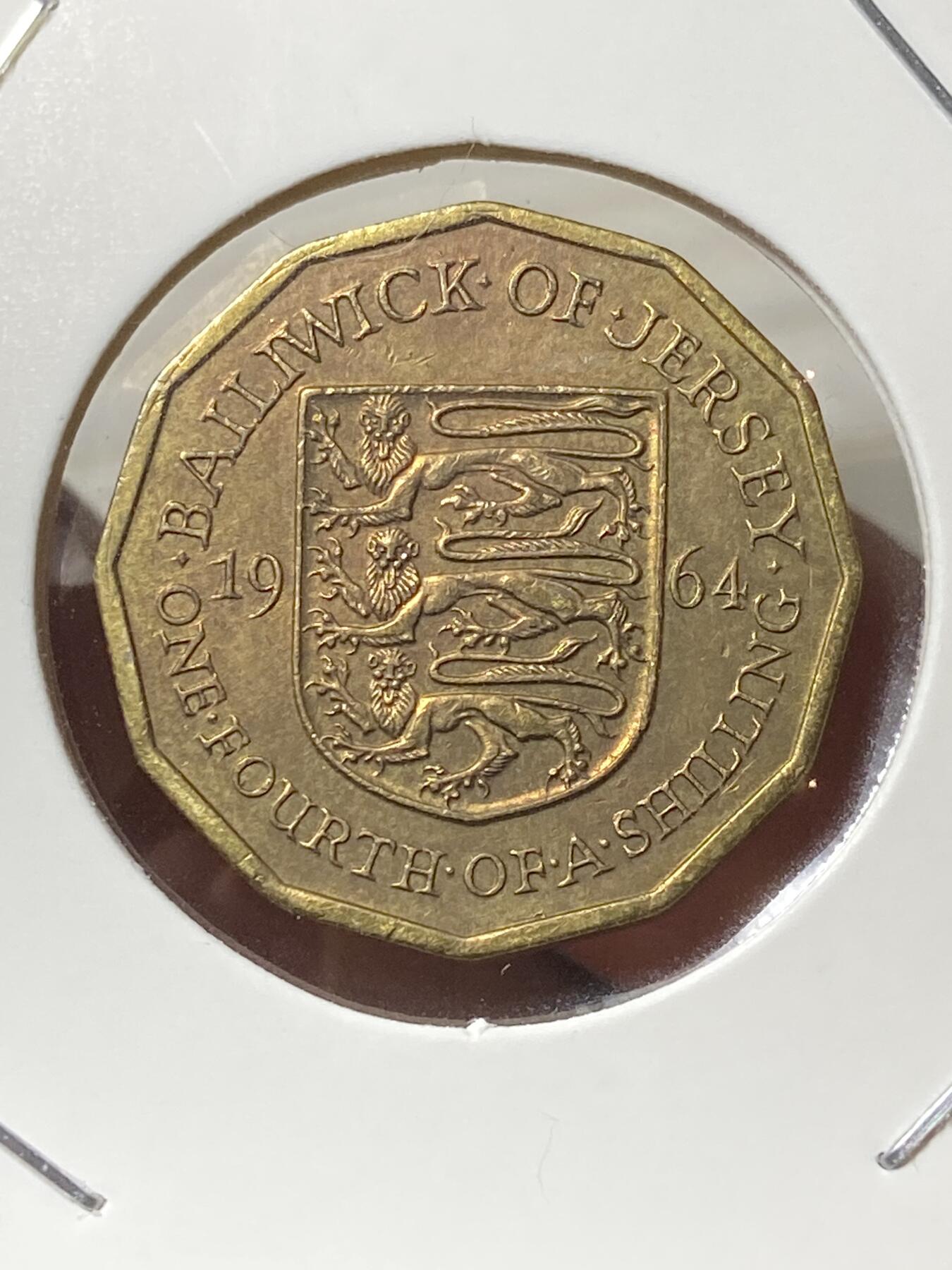 2025年第一百三十三场(总第一百五十九场）外国好品纸夹散币场(免佣金) 英属泽西岛🇯🇪1964单年份1/4先令(伊丽莎白二世青年带冠，第二版)