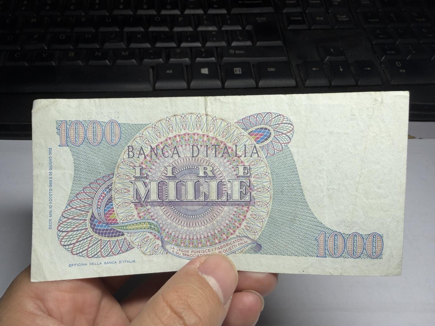 2025年集古藏今外币拍卖第十期-第10场—（总第290拍-纸币专场），本期拍完结算一次，发货时间2-3天，休息几天后继续新的一期拍卖。 1962年意大利10000里拉