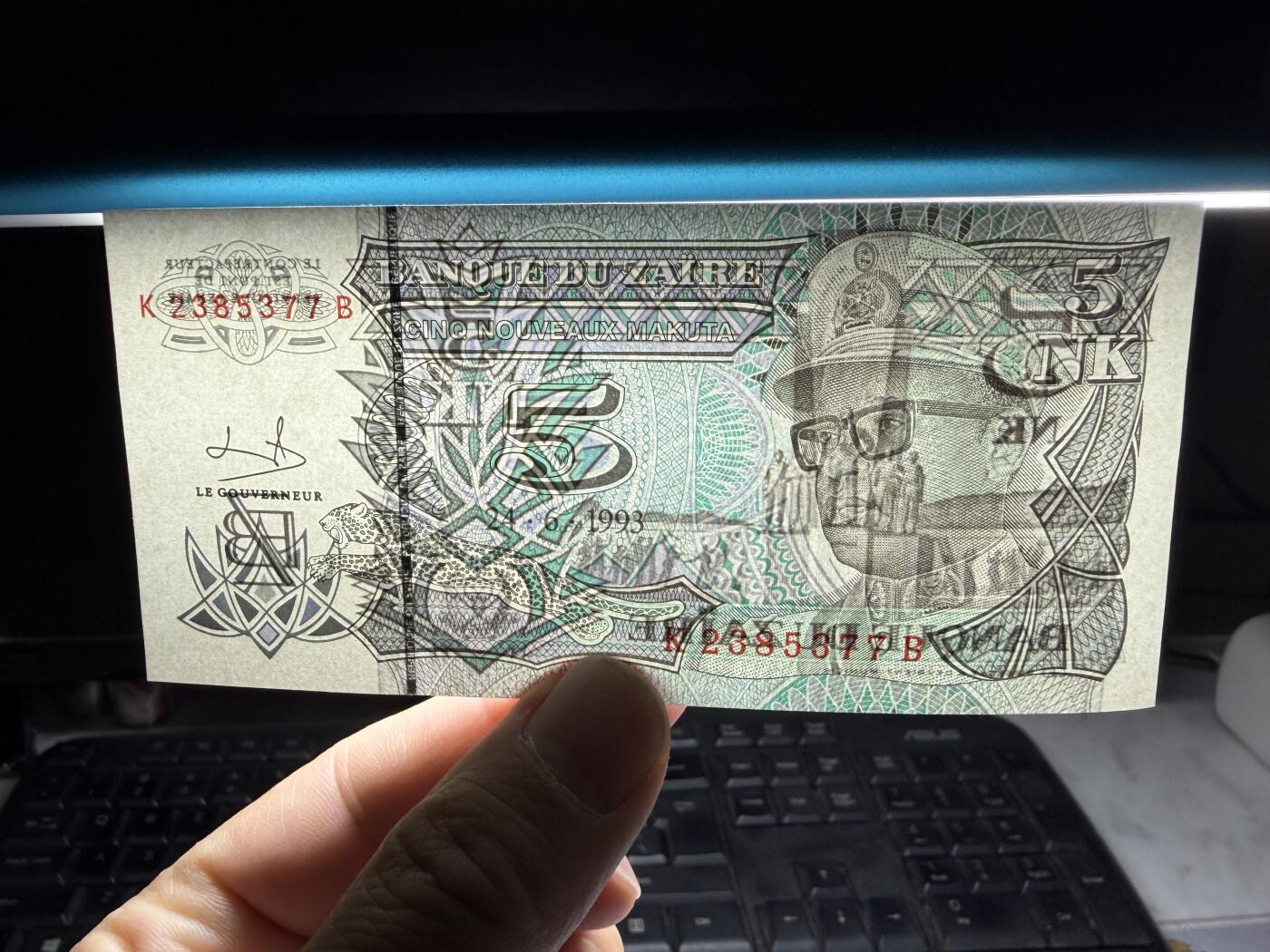 2025年集古藏今外币拍卖第十期-第10场—（总第290拍-纸币专场），本期拍完结算一次，发货时间2-3天，休息几天后继续新的一期拍卖。 1993年扎伊尔5新马库塔
