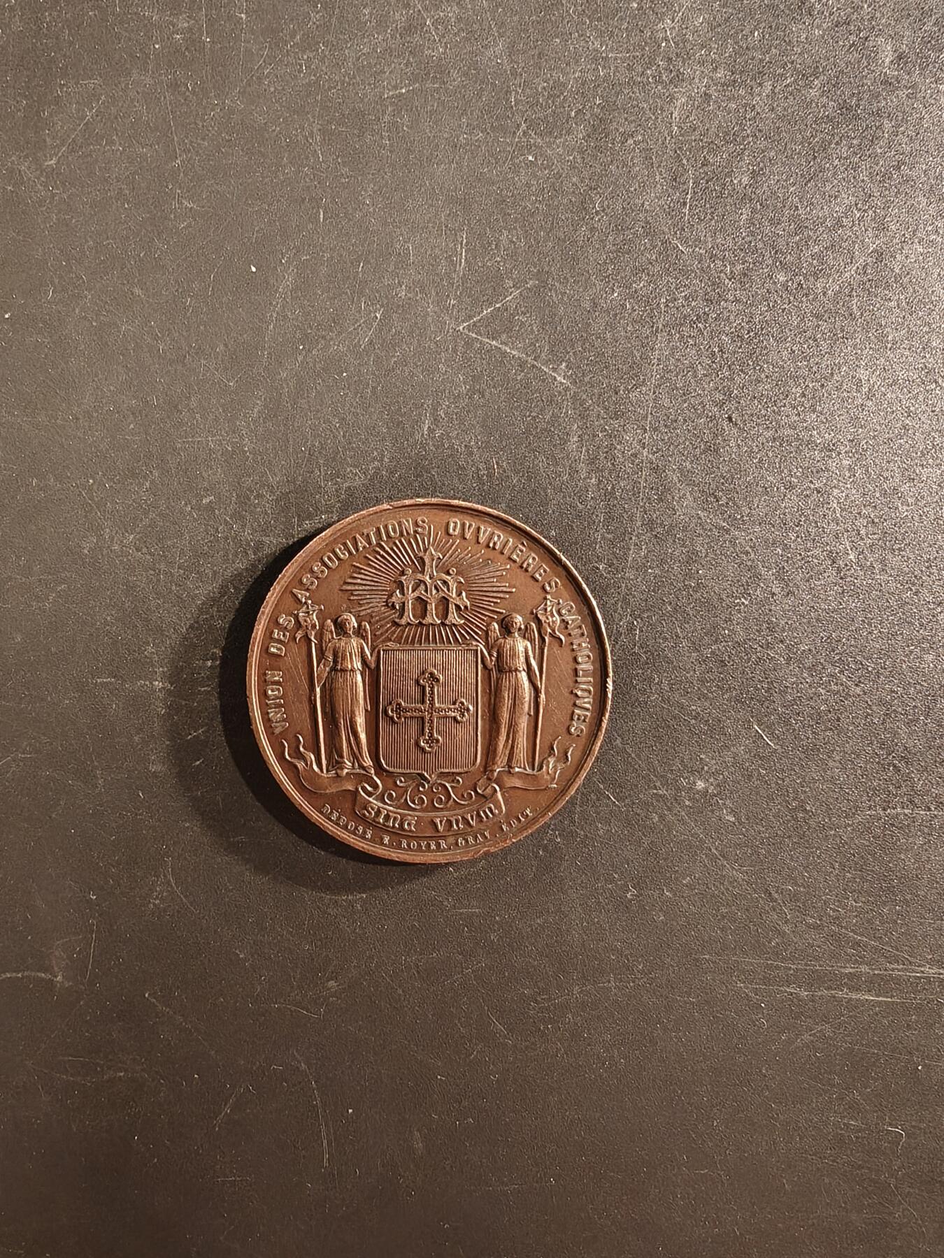 老王徽章第167期 法国天主教工人协会联盟1877年圣昆汀博览会大铜章     蜜蜂cuivre铜标      直径38mm.    重量21g