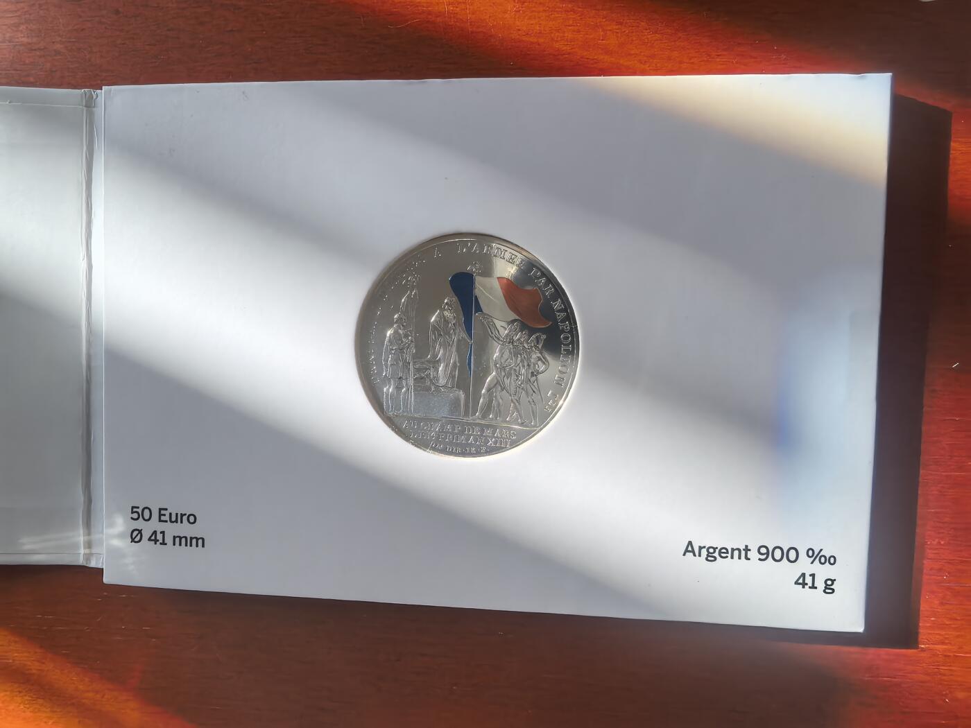 长老汇蛇年精选第七十八场拍卖 2019法国法国国旗50欧元彩色精制银币，卡装，41克900银，1500套