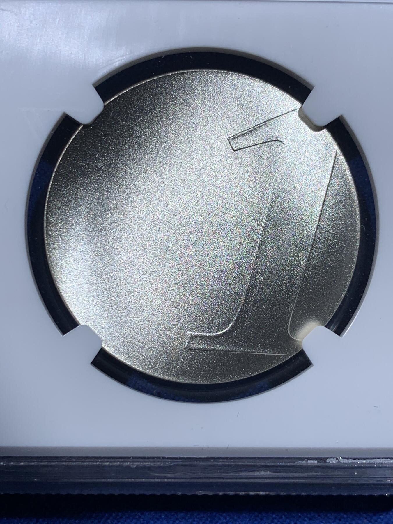 《竞宝斋》第444场 周日，周一，2场连拍 （全场包邮） NGC MS69 matte 法国2001年 最后的法郎 波浪形银币