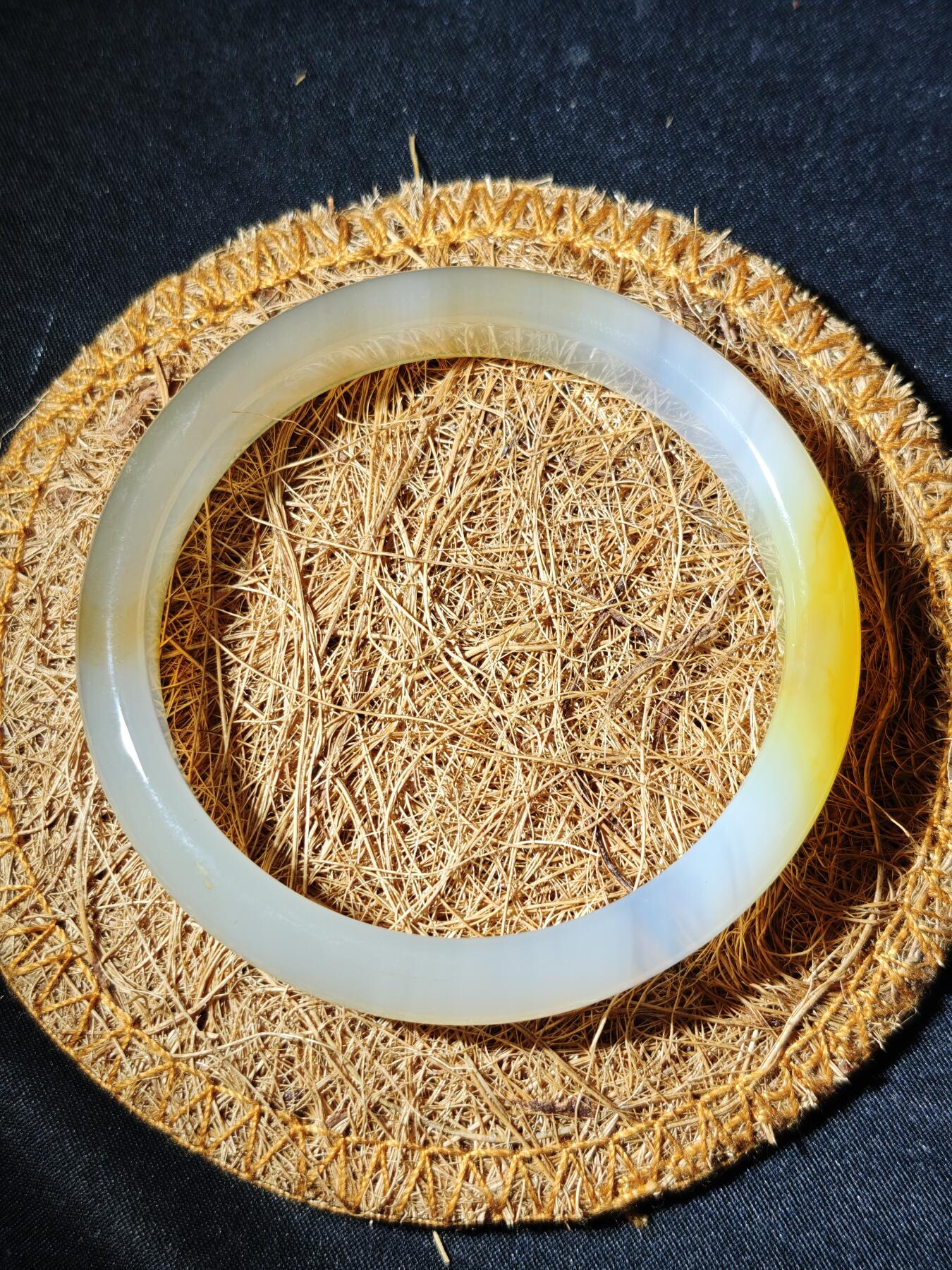 91期回流戒指饰品杂件纪念章丝路钱币专场 天然玛瑙手镯