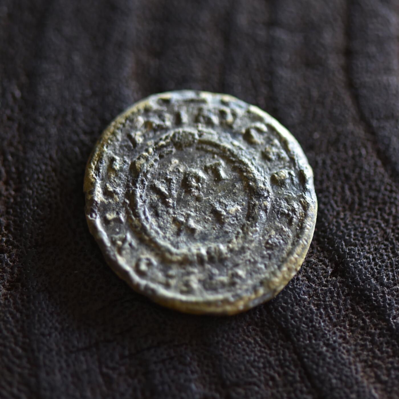 【良泉】【2025年最后一场】12月18日晚19.30点开拍！188组【直播场】西方古代钱币、丝路杂项、印章！  【藏家出品B】公元320年，古罗马帝国，李锡尼一世，誓愿富力铜币，2.77克