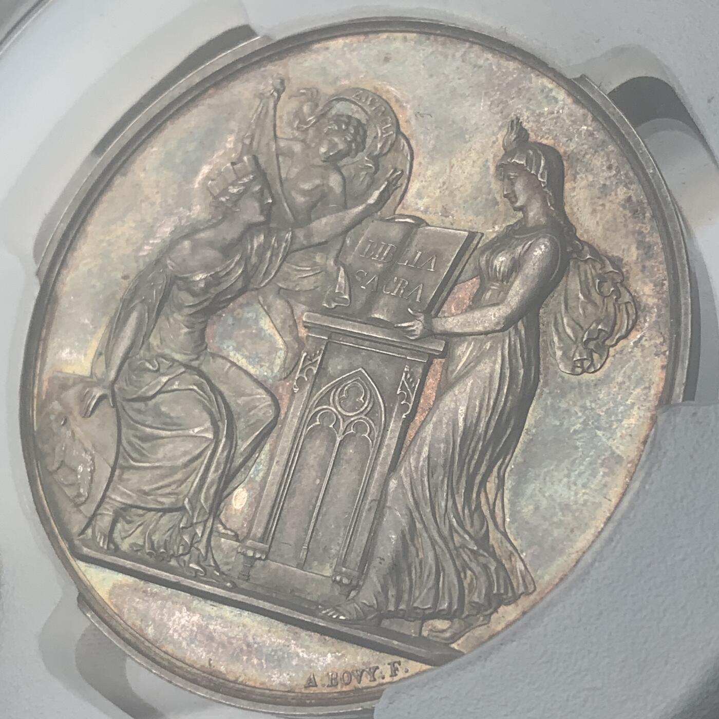 掌中浮雕-藏着的欧洲第044场