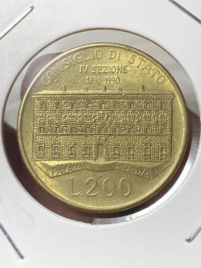 2025年第一百三十三场(总第一百五十九场）外国好品纸夹散币场(免佣金) - 意大利🇮🇹1990单年份200里拉(国务院成立100周年纪念币)