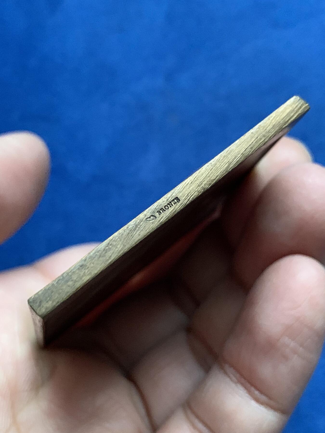 《竞宝斋》第444场 周日，周一，2场连拍 （全场包邮） 可展示 1903年瑞士苏黎世金融银行法国分支机构成立25周年纪念铜章 63.2克 50*64.5mm 丰饶角铜标 带原盒