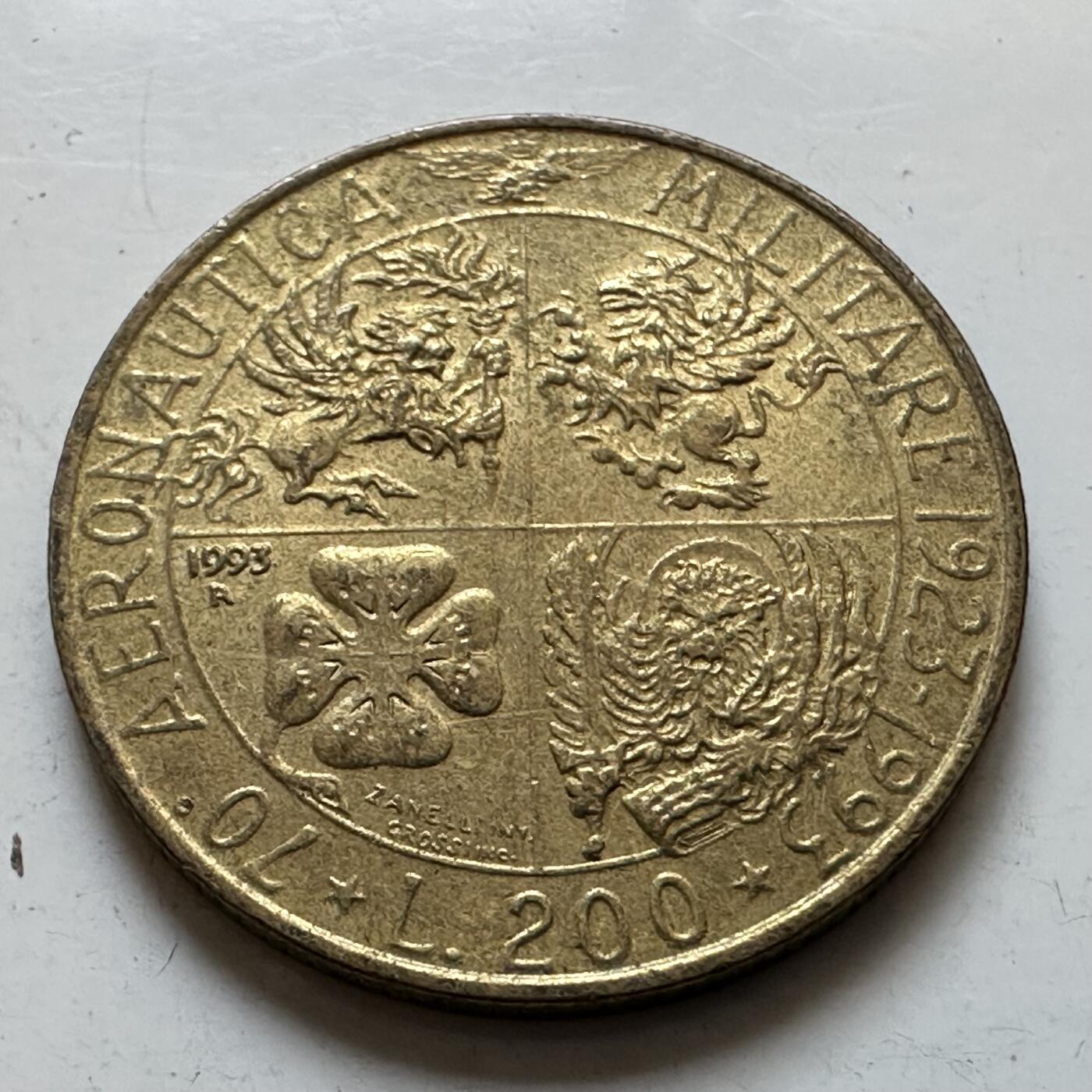 🌹外币初藏🌹🐯2025年第135场  每周二四六晚8️⃣点 接代拍 意大利1993年200里拉纪念币