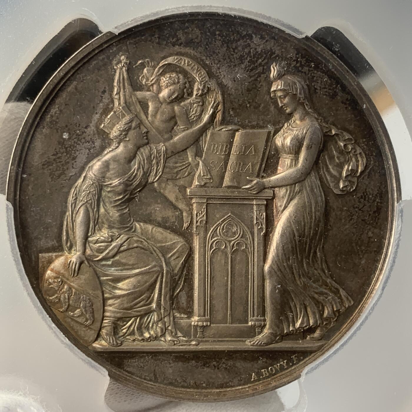 掌中浮雕-藏着的欧洲第044场