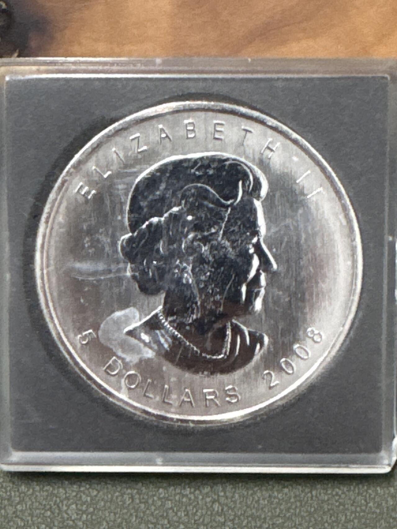 ❤️【币观天下】❤️ 第333期钱币拍卖- 2025.12.5周五晚上6点半场-长期征集拍品 加拿大2008年枫叶🍁彩色银币