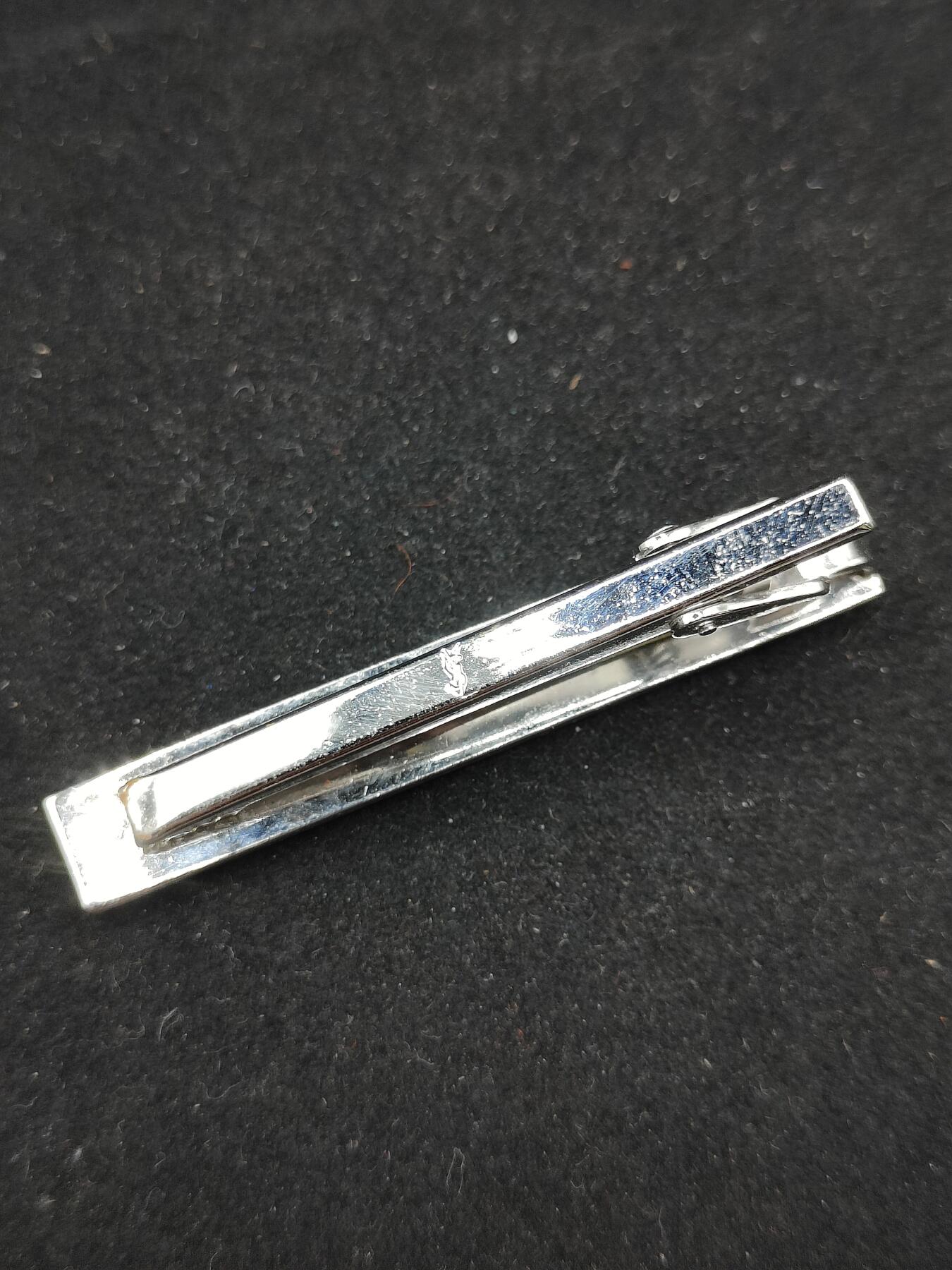 0元起拍勋章 第315期 咸鱼国勋章拍卖专场 12月3日（周三）下午6：00开始 日本中古正品圣罗兰领带夹