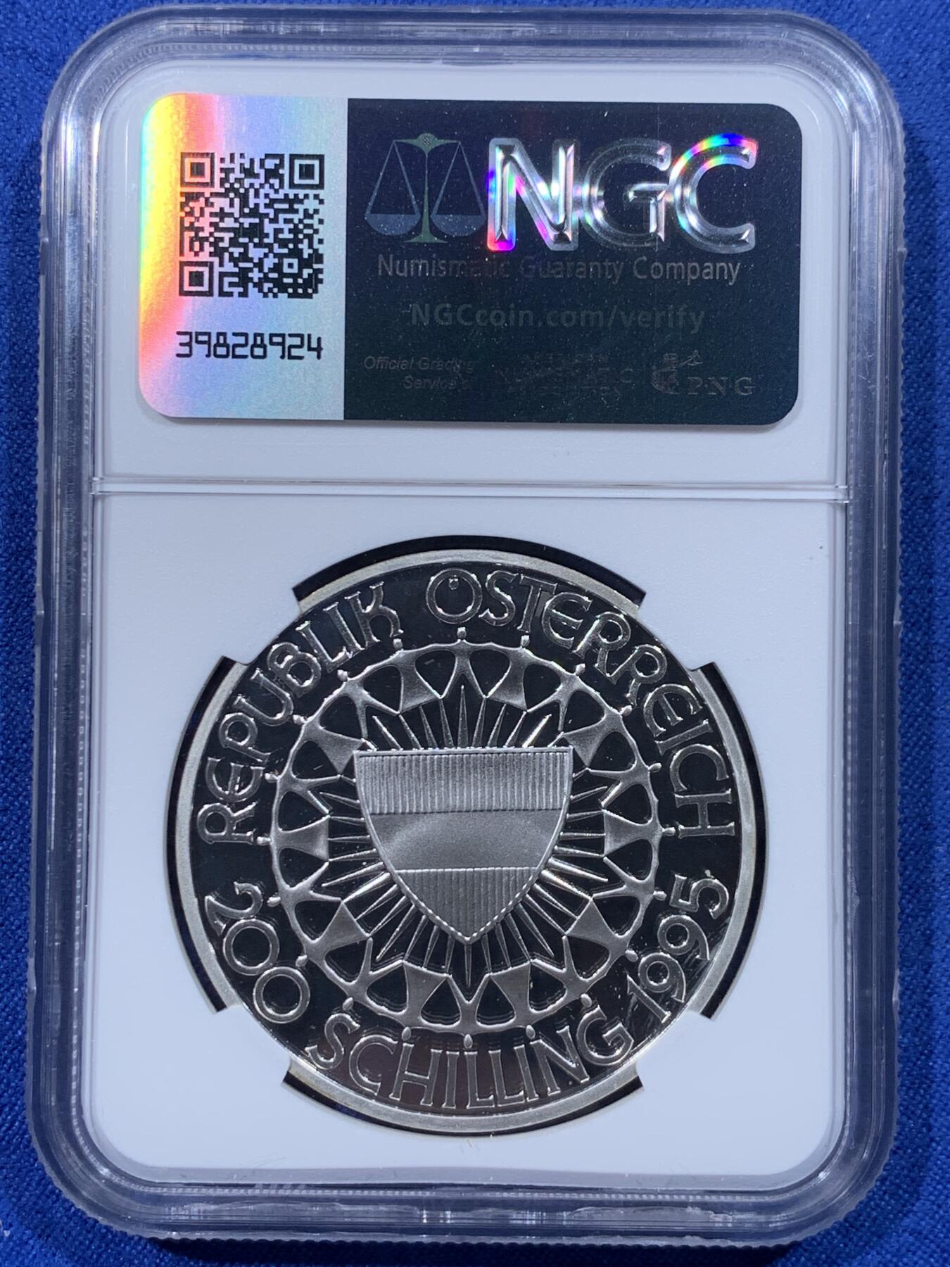 《竞宝斋》第444场 周日，周一，2场连拍 （全场包邮） NGC PF69UC 奥地利1995年冬奥会滑雪银币 克劳斯获奖 925银 33.6克