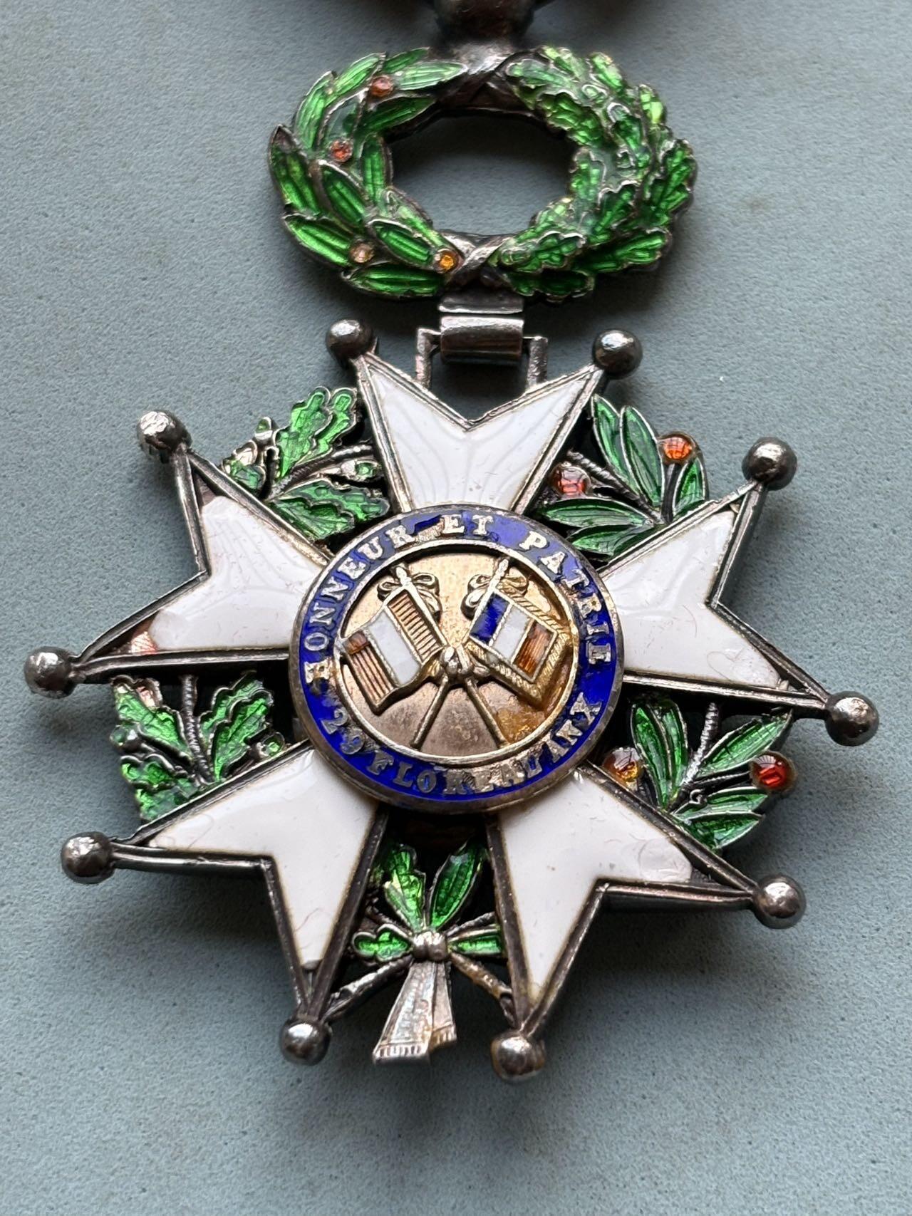 盛世勋华——号角文化勋章邮票专场拍卖第291期 法国骑士级荣誉军团勋章 珠宝商宽边版 银制带银标