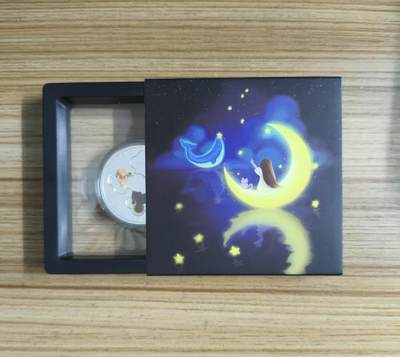 ❤️【币观天下】❤️ 第333期钱币拍卖- 2025.12.5周五晚上6点半场-长期征集拍品 - 【龙头币】喀麦隆2016年，基督教世界青年节系列(1)-世界青年日(波兰克拉科夫)，彩色精制纪念银币. 盒证全. 极其少见的“十字剑🗡️”图案. 稀有少见漂亮银币. 国外售价165美元.