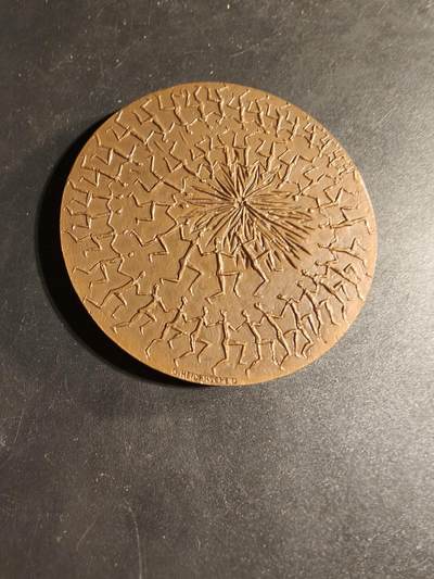 老王徽章第167期 - 法国大铜章    直径68mm.   重量170g