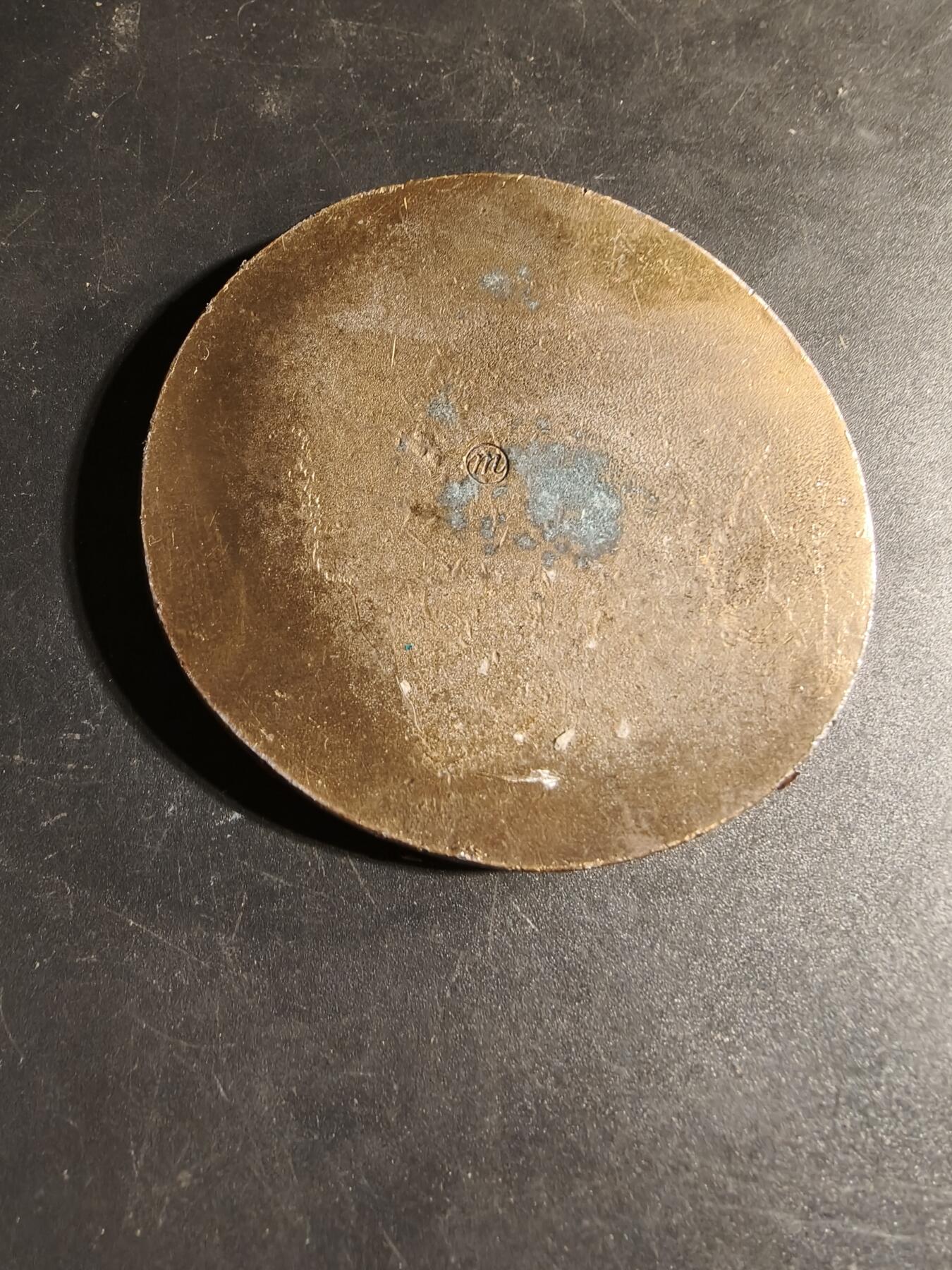 老王徽章第167期 法国国王菲利四世骑马戎装形象纪念章     直径69mm.   重量188.5g