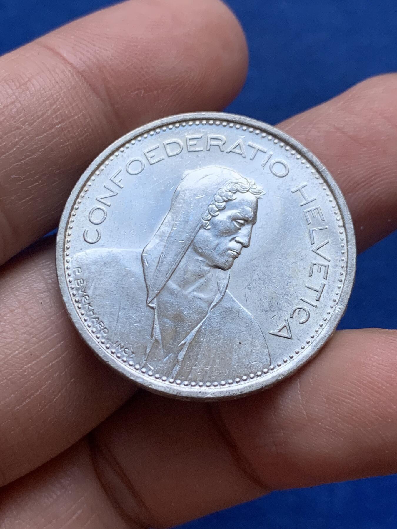 《竞宝斋》第444场 周日，周一，2场连拍 （全场包邮） 瑞士1969年5法郎银币 卷拆未流通 明显转光