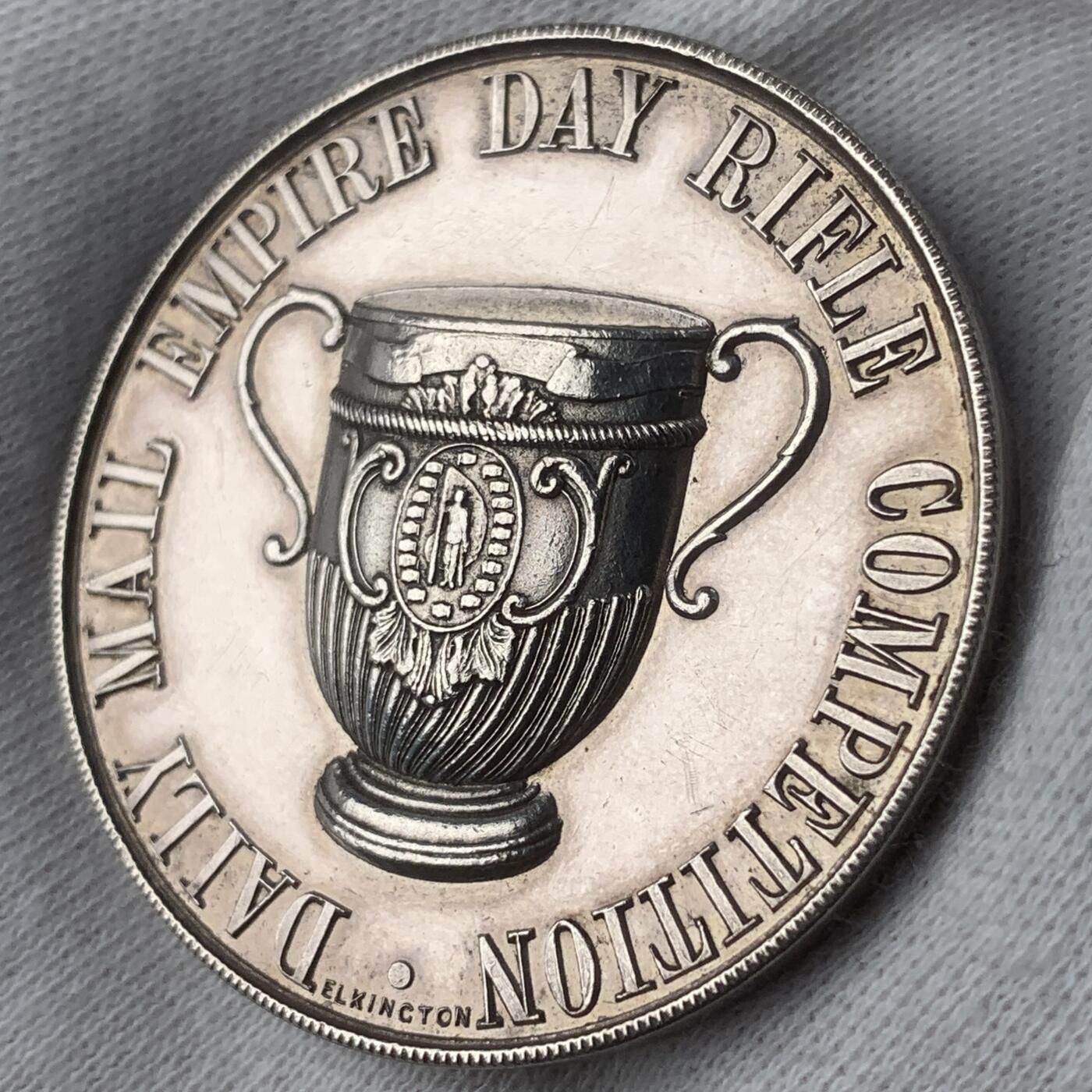 掌中浮雕-藏着的欧洲第044场