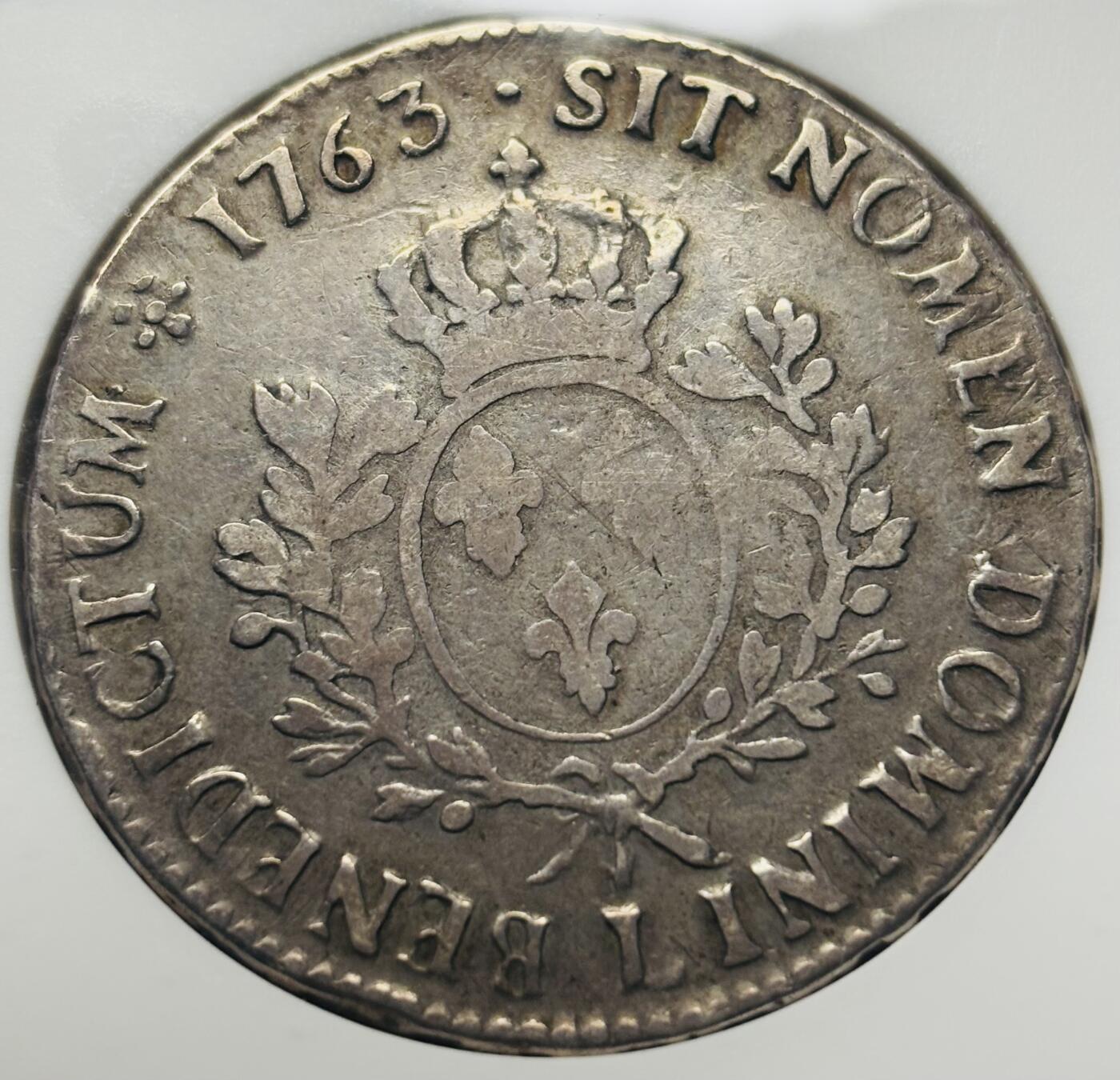 文馨钱币收藏第 283 场，【大雪鉴珍，寒英缀金】金银纪念币精品场，诚邀您的参与【长期接代拍品】 1763 年法国路易十五 1 埃居大银币 NGC 评级 F15，纵观历史都知道路易十五是一个比较荒*无道的国王，手里有一枚它的货币也是很不错的