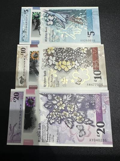 《外钞收藏家》第五百九十期（欧洲强钞、港币、硬通货及丰富裸币大拍场）（本平台长期征集拍品、欢迎藏友们联系合作） - 北爱尔兰 阿尔斯特银行5（AA）、10、20镑 3张一起 全新UNC 全部是靓号尾6