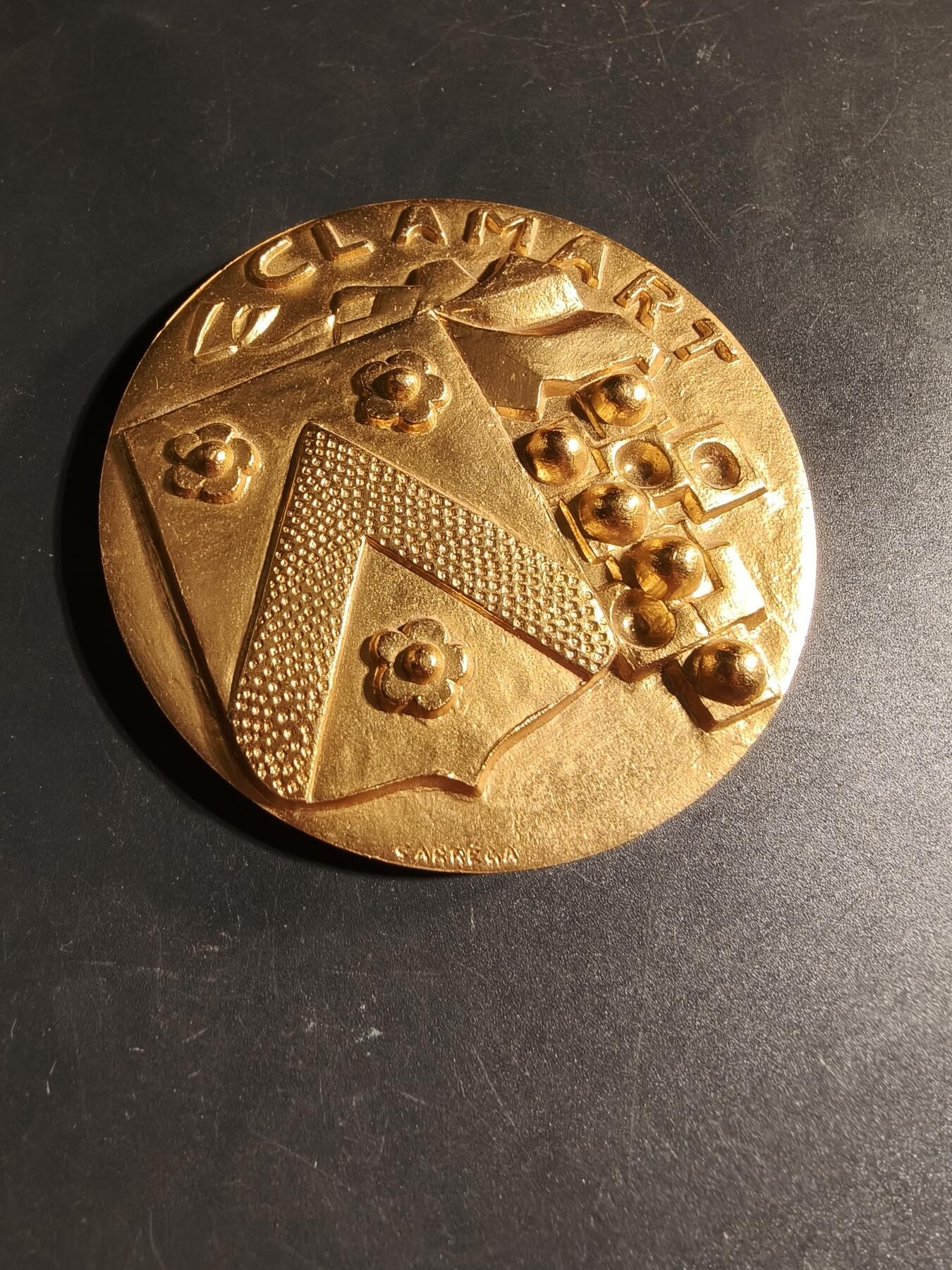 老王徽章第167期 法国克拉玛市大铜章     直径80mm.    重量331.2g