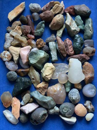 《竞宝斋》第444场 周日，周一，2场连拍 （全场包邮） - 各类奇石怪石 约1.04公斤 细节见图